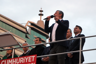 Özgür Özel Adana'dan seslendi: Erken seçim istiyoruz