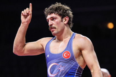 Yüksel Sarıçiçek 5'te 5 yaparak şampiyon oldu!