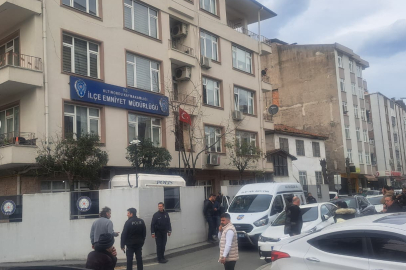 İfade vermeye gitti, polisin belindeki silahı alıp kendini vurdu