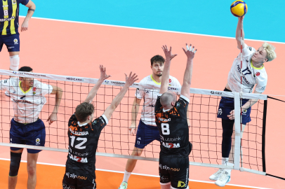 Fenerbahçe Medicana, CEV Kupası'nda çeyrek finale yükseldi