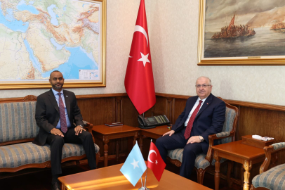 Bakan Güler, Somali Bakan Abdülkadir Muhammed Nur ile görüştü
