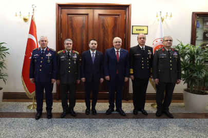 Milli Savunma Bakanı Güler'den Akın Gürlek'e hayırlı olsun ziyareti