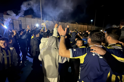 Fenerbahçe Antalya'da büyük çoşku ile karşılandı