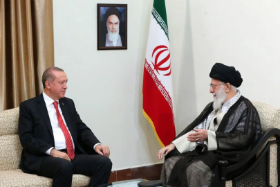 Cumhurbaşkanı Erdoğan: Kardeş İran halkına başsağlığı diliyorum