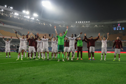 Trabzonspor, RAMS Başakşehir'i 4-2 mağlup ederek çeyrek finale yükseldi
