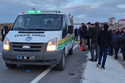 Malatya'da otomobilin çarptığı genç hayatını kaybetti