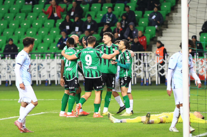 Sakaryaspor’dan Adana Demirspor karşısında 4 gollü net galibiyet