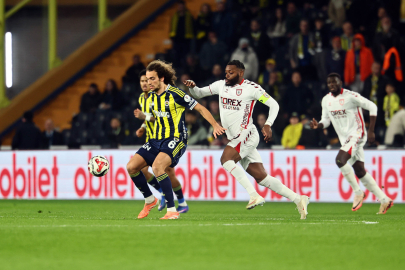 Fenerbahçe, heyecan dolu mücadelede Samsunspor’u 3-2 yendi