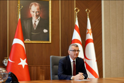 Erhürman: Deniz altından elektrik bağlantısı Kıbrıs-Türkiye-Yunanistan arasında olmalı