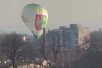 Polonya'da sıcak hava balonu apartmana çarptı: 1 ölü, 2 yaralı