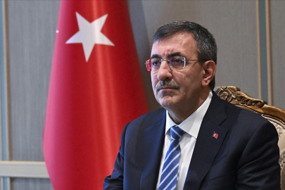 Cevdet Yılmaz’dan, Özgür Özel’e tepki: Bu hakaretler kabul edilemez