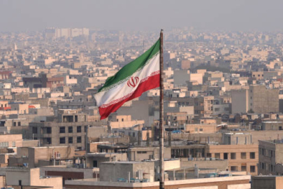 İran duyurdu: Buşehr Nükleer Enerji Santrali sahasına füze isabet etti