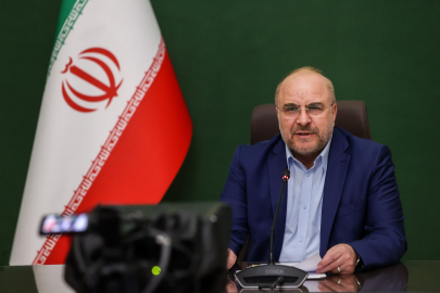 İran Meclis Başkanı: ABD bölgedeki üslerinde askerlerini koruyamıyor