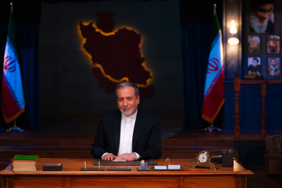 Arakçi'den flaş sözler: Netanyahu, Amerikalıların hayatlarıyla kumar oynadı