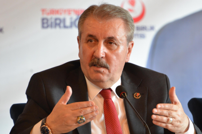 Destici'den flaş söylem: Atılacak anayasal adımın yanında olmayız