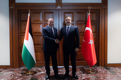 Bakan Fidan, Filistin Devlet Başkan Yardımcısı Şeyh ile görüştü