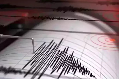 Endonezya açıklarında 7.4 büyüklüğünde deprem