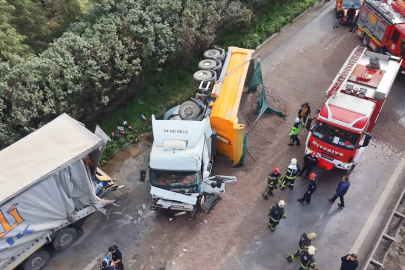 TEM’de 2 TIR, tanker ve otomobil çarpıştı: 2 ölü
