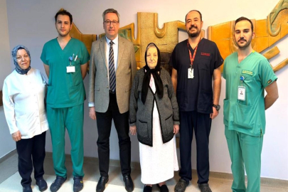 Kayseri'de 72 yaşındaki hastanın kalça çevresinden 3,7 kiloluk tümör çıkarıldı