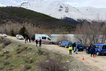 Gölette kimliği belirsiz kadın cesedi bulundu