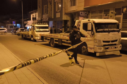 Kars’ta park halindeki iki adet çekici kurşunlandı