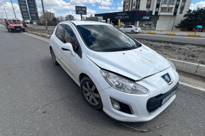 Otomobilin çarptığı Sima Nur ağır yaralandı