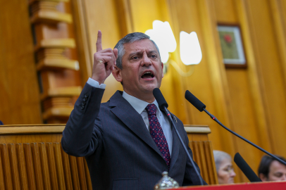 Özgür Özel: Bu ara seçim ya yapılacak ya korkaklar tarihe yazılacak