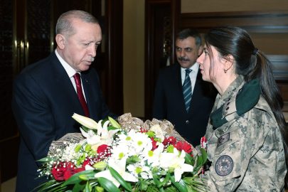 Cumhurbaşkanı Erdoğan, Bakan Çiftçi ve polisleri kabul etti