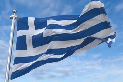 Yunanistan'dan sanal medya kısıtlaması: 15 yaş altına yasak