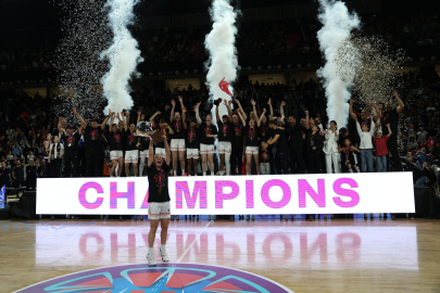 ÇBK Mersin EuroCup'ta şampiyon oldu