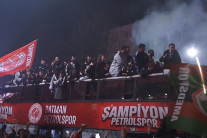 1’inci Lig’e yükselen Batman Petrolspor’a coşkulu karşılama