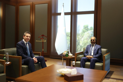 Bakan Bayraktar Somali’de: Türkiye’den küresel enerji hamlesi