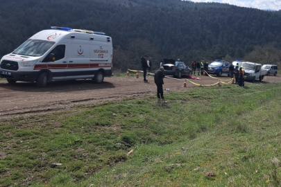 Aracını tamir etmek istedi, altında kalıp hayatını kaybetti