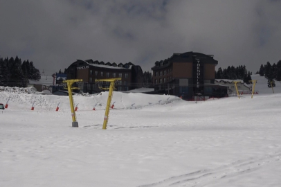 Uludağ’da kar kalınlığı 150 santime ulaştı