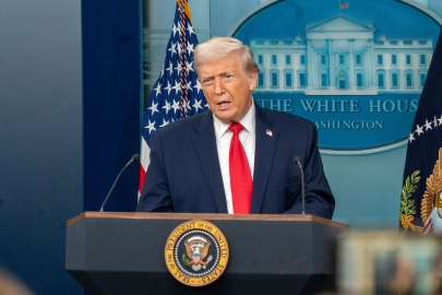 Trump: 34 gemi Hürmüz Boğazı'ndan geçti