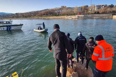 Van Gölü’nde kaybolan Boran Öner’in cansız bedeni bulundu