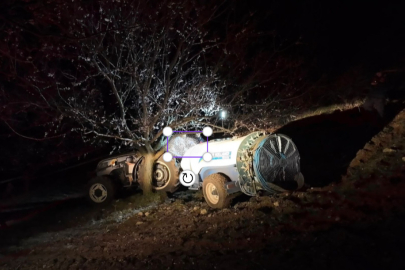 Traktör ile kayısı ağacı arasında kaldı: 54 yaşındaki sürücü öldü