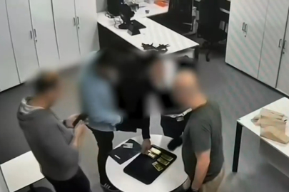 Interpol tarafından 'Kırmızı Bültenle' aranan altın kaçakçısı İstanbul'da yakalandı