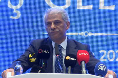 Nadir Alpaslan: Turizm gelirinde 65 milyar dolar seviyesindeyiz