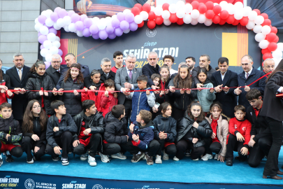 Gençlik ve Spor Bakanı Bak: Çocukları kötü alışkanlıklardan uzak tutalım, spor salonlarına getirin