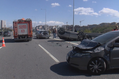 Eyüpsultan'da 5 aracın karıştığı zincirleme kaza: 2 yaralı