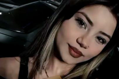 Devrilip metro köprüsünün ayağına çarpan motosikletteki Zeynep Su yaşamını yitirdi