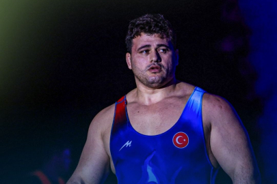 Rıza Kayaalp, Avrupa Güreş Şampiyonası'nda adını finale yazdırdı