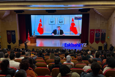 Yılmaz: Yapay zekada atılan her adım küresel rekabeti ileriye taşımalı