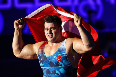 Avrupa’nın en büyüğü Rıza Kayaalp oldu