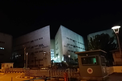 Bursa'da Nilüfer Belediyesinde rüşvet davası sanıklarının yargılanmasına başlandı