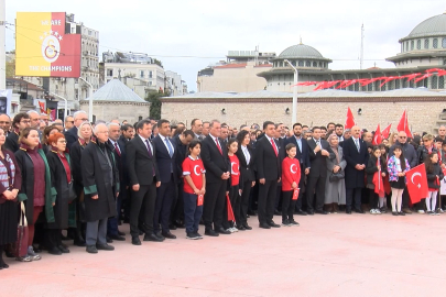 Taksim’de 23 Nisan Ulusal Egemenlik ve Çocuk Bayramı töreni