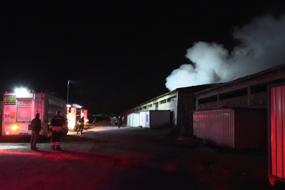 Bolu'da yangın: Depo kullanılamaz hale geldi