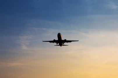 İran'dan İstanbul dahil birçok şehre uçak seferleri yeniden başladı