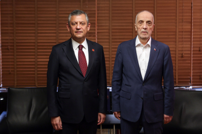 Özgür Özel, TÜRK-İŞ Genel Başkanı Atalay'ı ziyaret etti